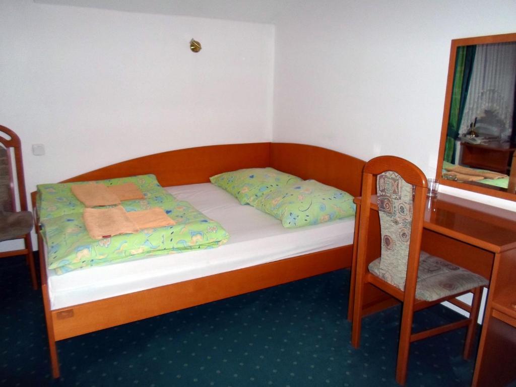 Hotel Korona Słubice Habitación foto